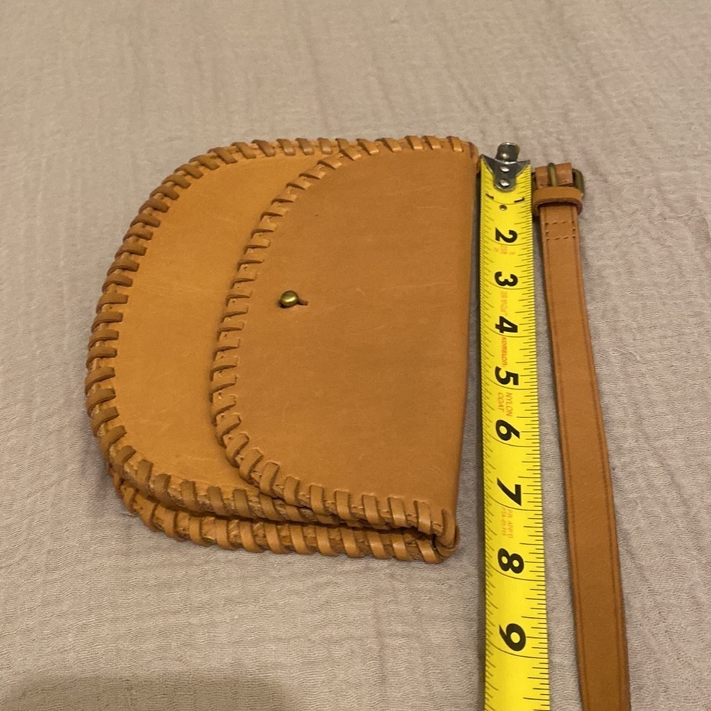 Madewell Tan Leather Crossbody Bag - Picture 9 of 12